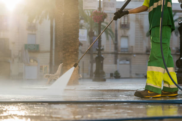 Professional Pressure Washing in Avenue B And C, AZ